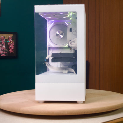 Destello Luz Upgrade white gaming PC, three-quarter rear angle with purple RGB